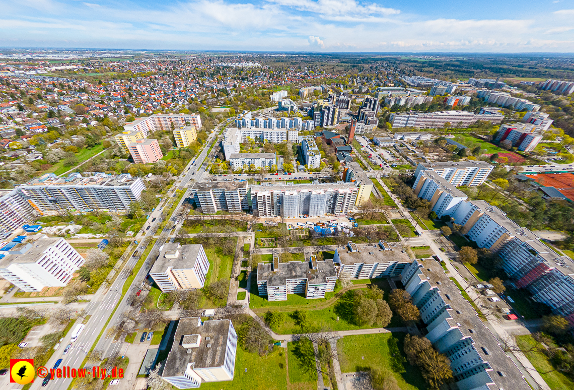 21.04.2023 - Baustelle der Großsanierung Kurt-Eisner-Straße in Neuperlach